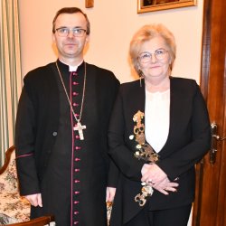 Biskup Kaliski Damian Bryl, Członek Zarządu Powiatu Kępińskiego Krystyna Możdżanowska