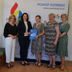 Starosta Kępiński Alicja Śniegocka, wicestarosta Renata Ciemny, Kierownik Spółek Wodnych w Kępnie, Główny Ksiegowy Biura Związku Spółek Wodnych w Kepnie Iwona Makiola