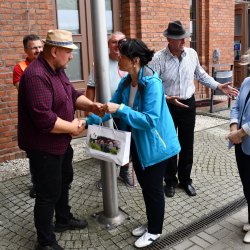 Starosta Kępiński Alicja Śniegocka oraz Radna Rady Powiatu Kępińskiego Alina Puchała.