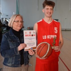 yrektor LO Nr I Danuta Stefańska, kapitan LO Nr I Franciszek Szefne